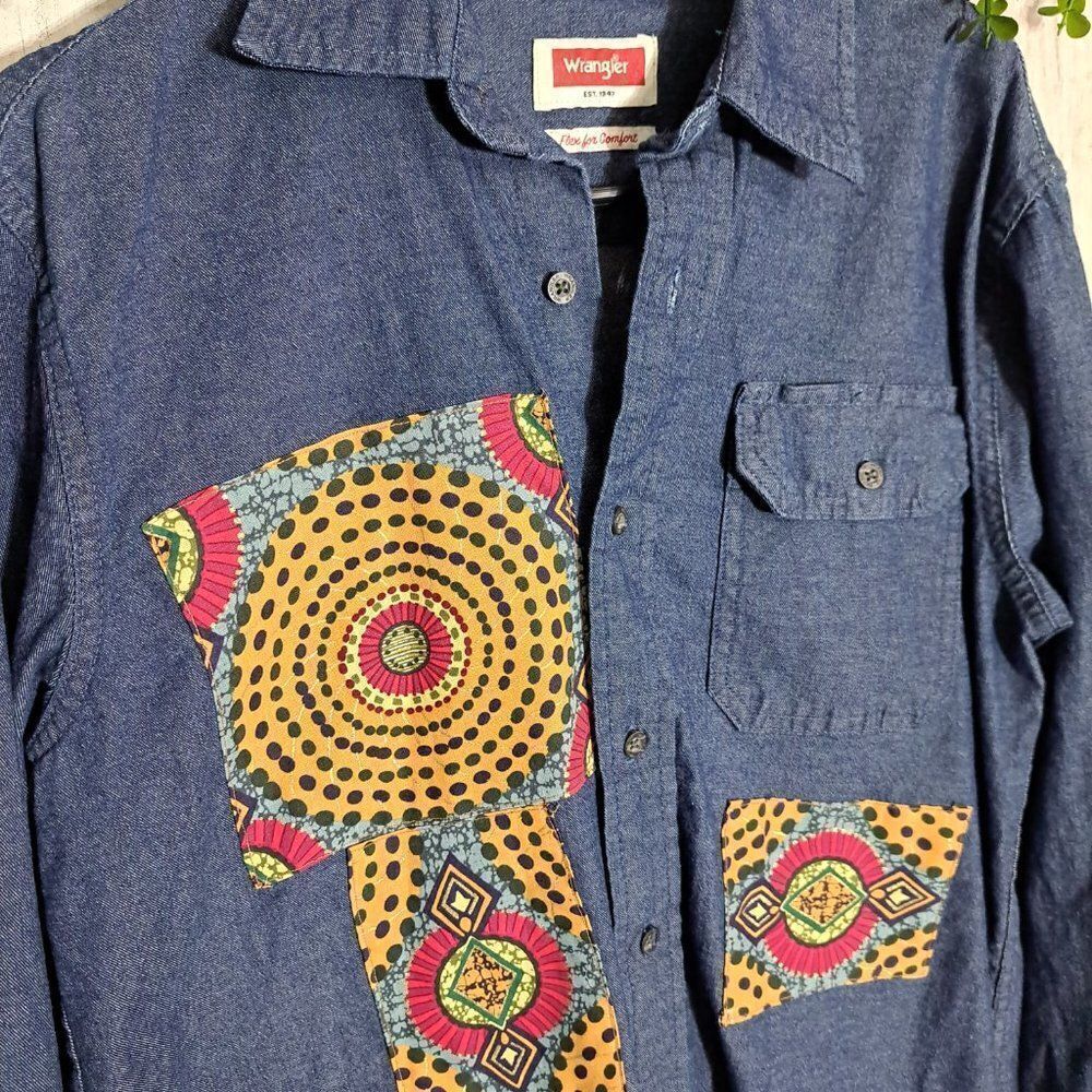 Wrangler Shirt  EUC - Picture 3 of 7